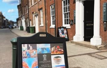 New Art Gallery - Home of the Independent Artist