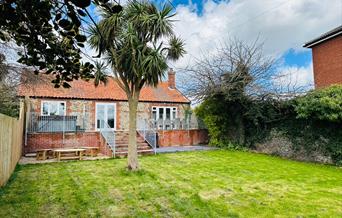 Bromholme Cottage, Bacton