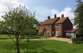 Willow Farm Cottage garden