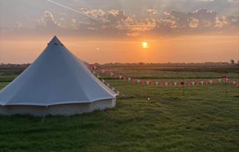 Hall Farm Glamping - Hall Farm Cottages