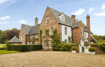 Meadow House @ Barsham Estate