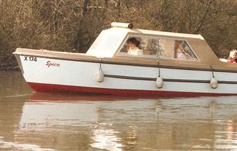 Bank Boats & Canoe Hire