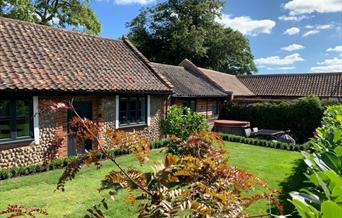 Canine Cottages