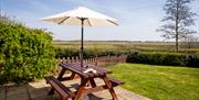 Riverview Cottage - Hall Farm Cottages, patio