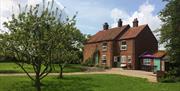 Willow Farm Cottage garden