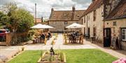 White Horse Holme, Village Pub, Local Real Ales, Local menu