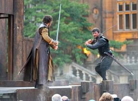 Outdoor Film and Theatre at Wollaton Hall | Visit Nottinghamshire