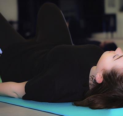 woman doing exercise