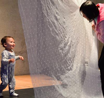 Early Years Sensory Workshops: We are Wonderlings!