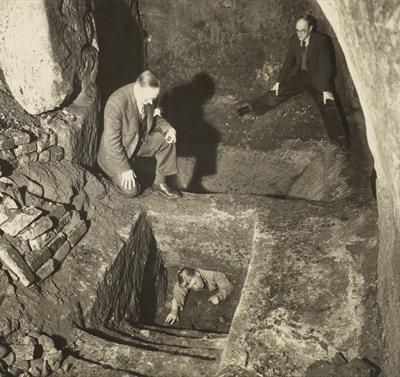 HE ARCHAEOLOGY OF NOTTINGHAM'S CAVES