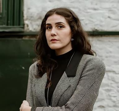 JFOLKROOM PRESENTS: Sarah Jane Scouten