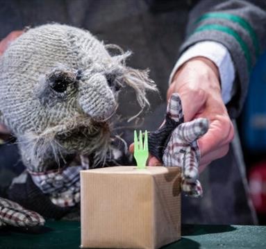 M6 Theatre Company in collaboration with Andy Manley presents LITTLE GIFT event Image 
