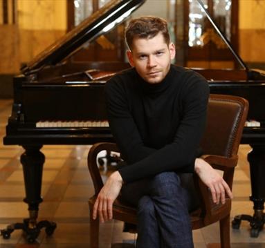 Andrey Gugnin, Piano