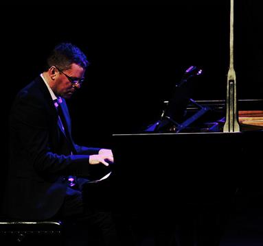 Dean Stockdale Quartet plays Oscar Peterson