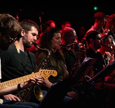 Straight 8s Big Band
