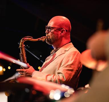 Swinging Around The Christmas Tree with The Ben Martin Quartet
