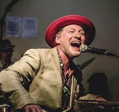 Dom Pipkin – Piano from London, Soul from New Orleans