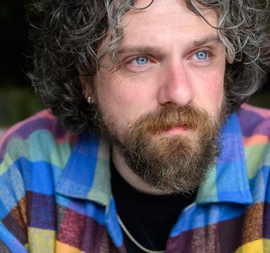 Alfie Brown: The Entertainer
