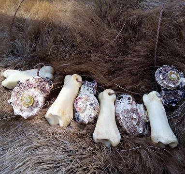 SUMMER HOLIDAY ACTIVITIES: STONE AGE JEWELLERY MAKING
