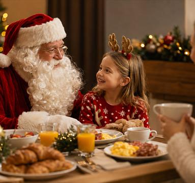 Breakfast with Santa at Holiday Inn Nottingham
