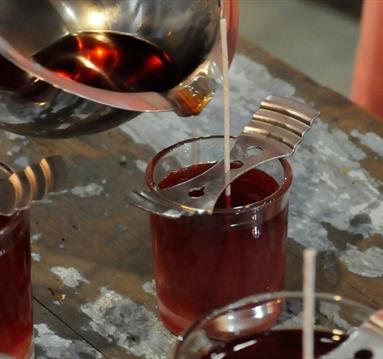 Christmas Candle Making & Glass Painting Workshop | Ruddington
