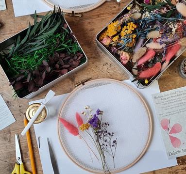 Dried Flower Embroidery Workshop with Debbie Bryan
