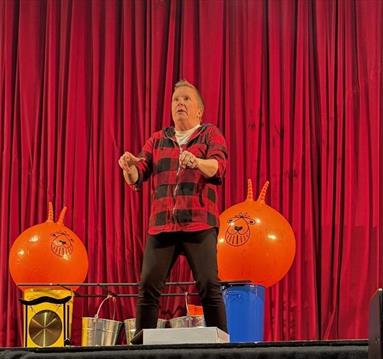 The Em Show: Tales from a Little Laughing Lesbian
