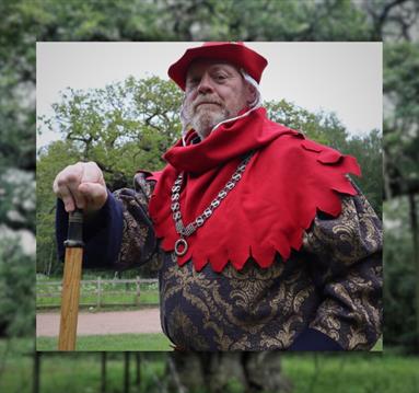 Sheriff of Nottingham at the Major Oak in Sherwood Forest