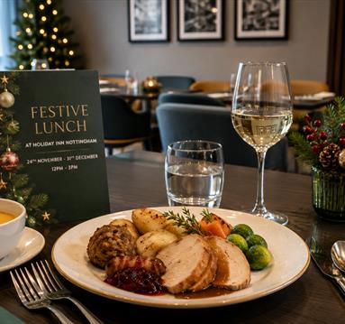Festive Lunch at Holiday Inn Nottingham
