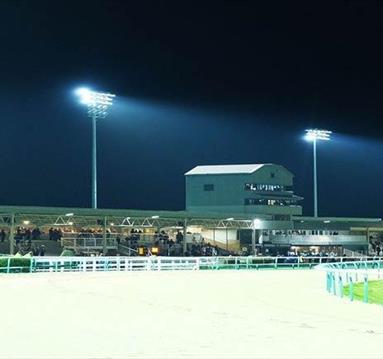 Monday Evening Floodlit Racing
