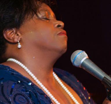 Aydenne Simone & The Big Mama Trio