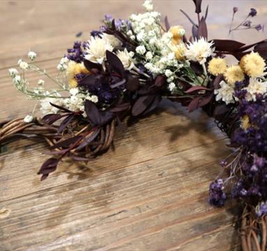 Valentine's Day Heart Wreath at Debbie Bryan
