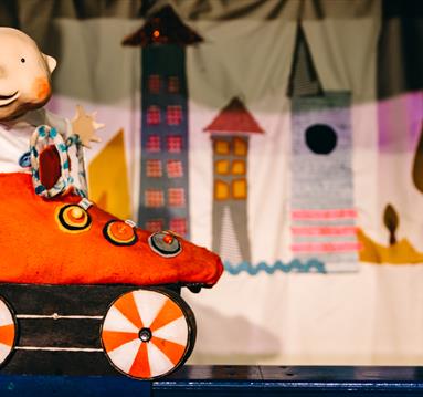 Long Nose Puppets SHOE BABY