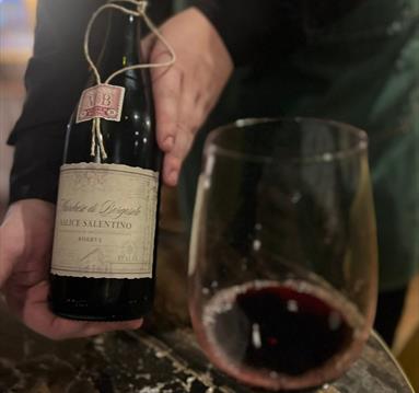 Summer Wine Tasting Night at Jenkins Bar