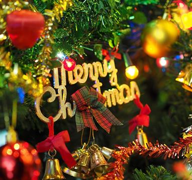 Eastwood Christmas Lights Switch On 2025