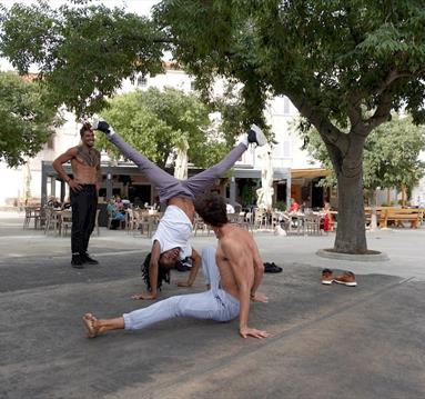 Photo of break dancers