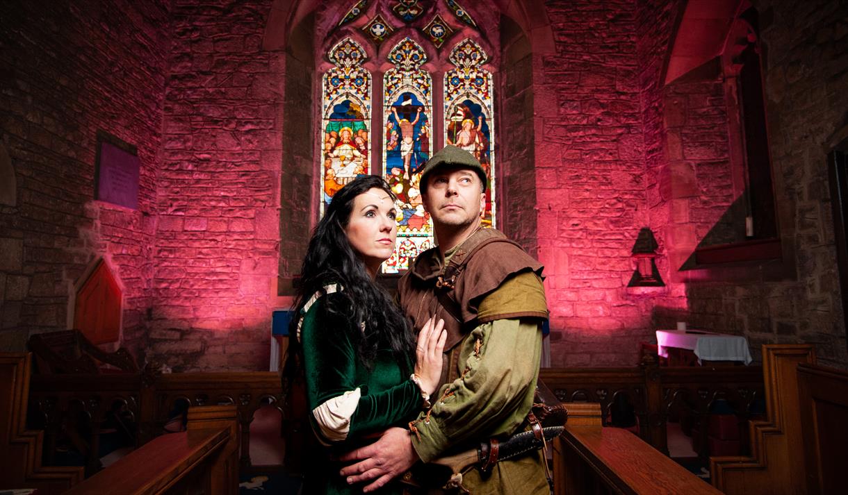 robin hood and his girlfriend