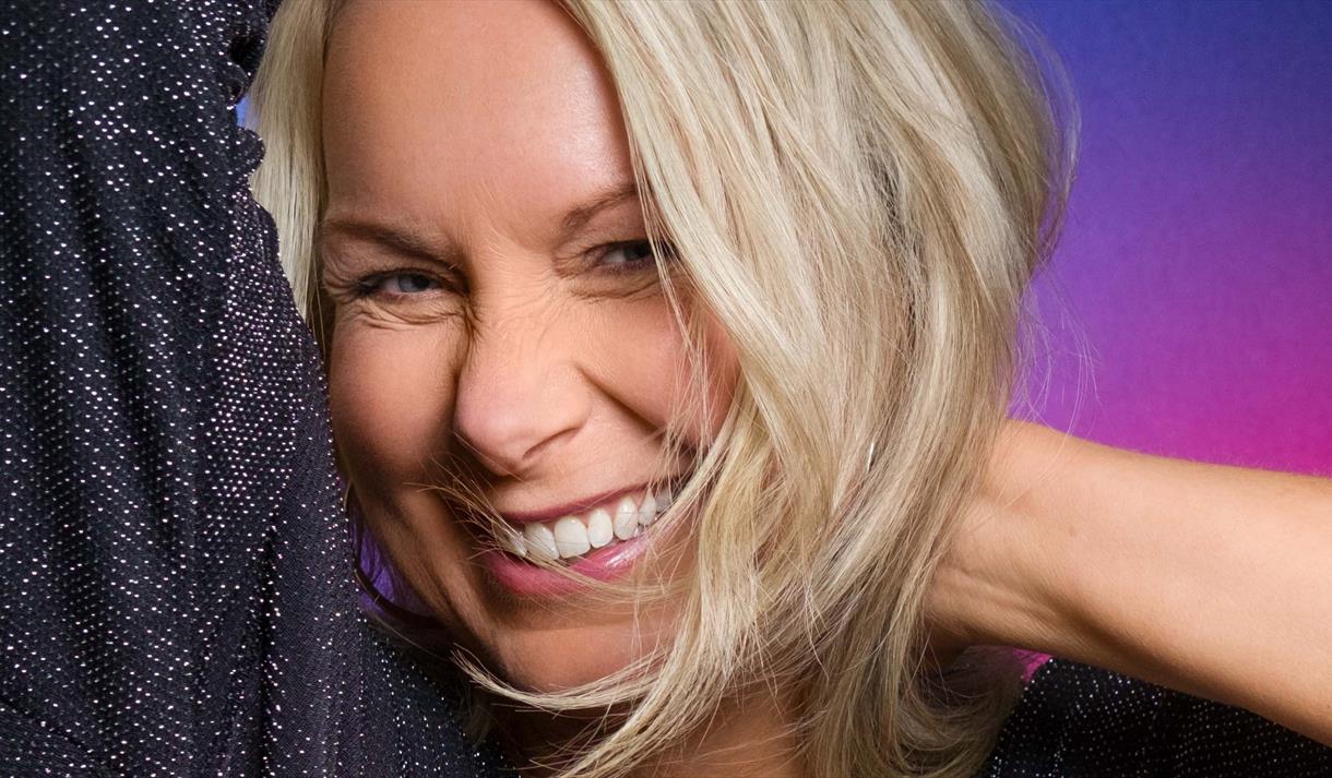 Jules O'Brian: Avoid Excessive Cleavage (and Other Advice to Ignore)

