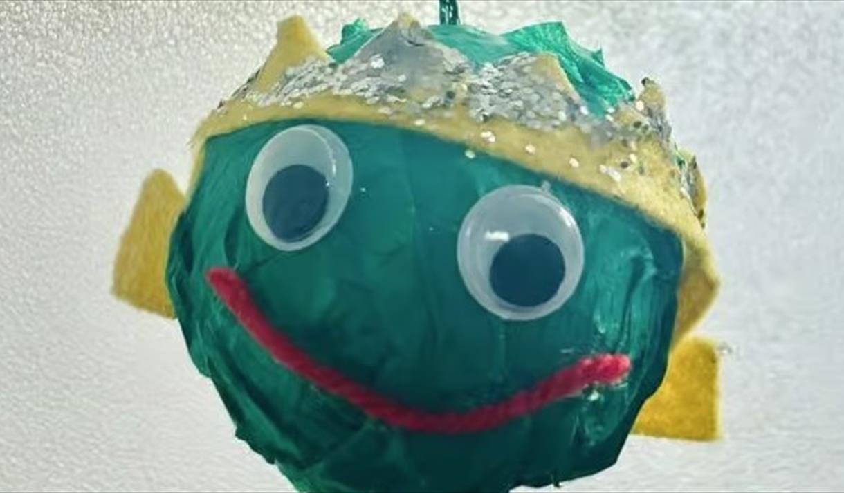 Silly Christmas Decoration Workshop
