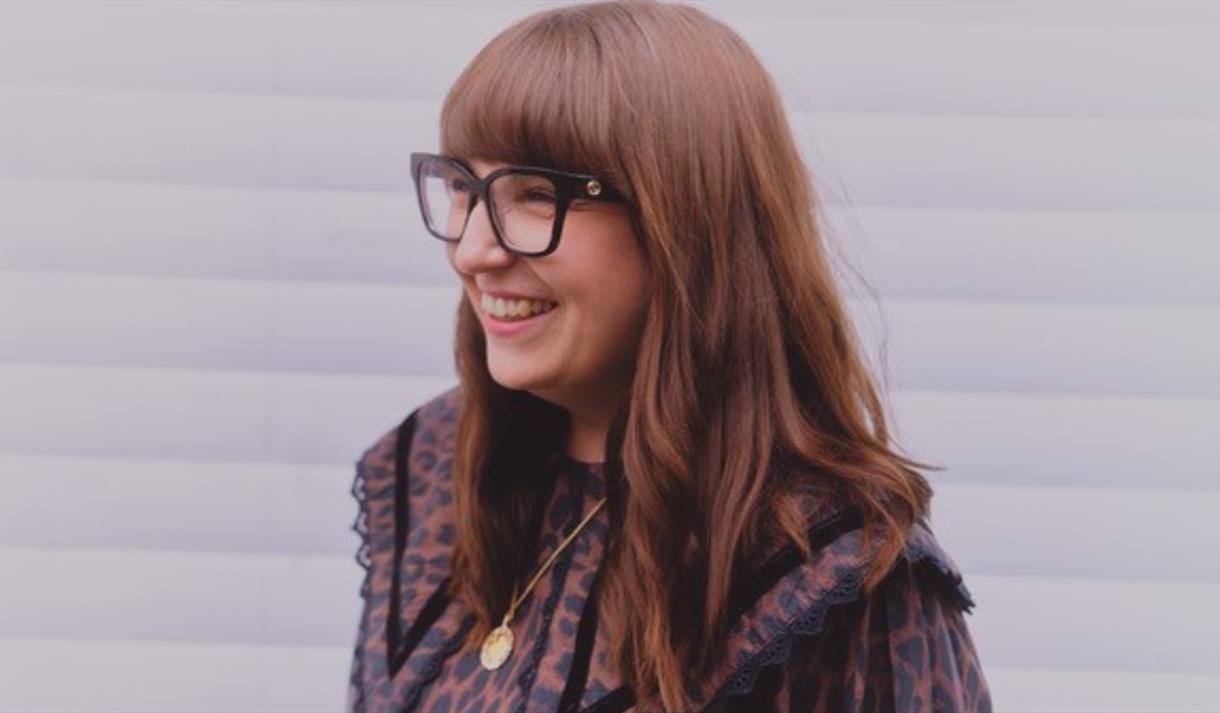 photo of writer Laurie Bolger