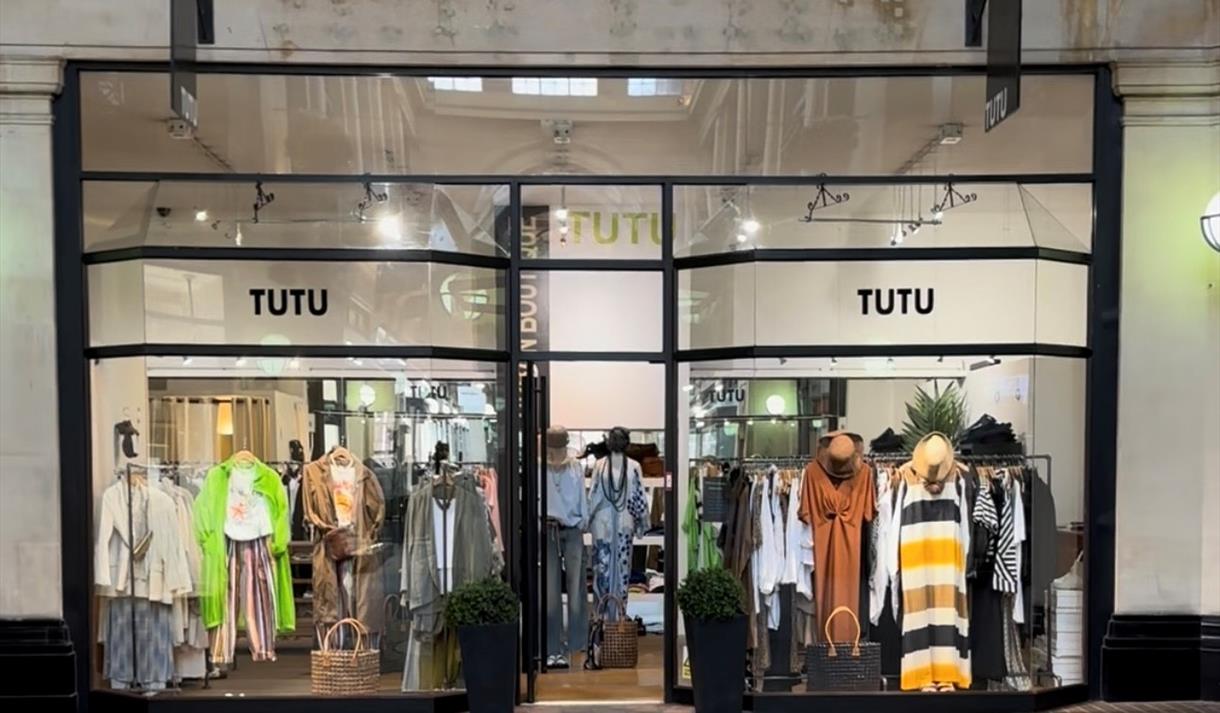 Tutu Urban Boutique
