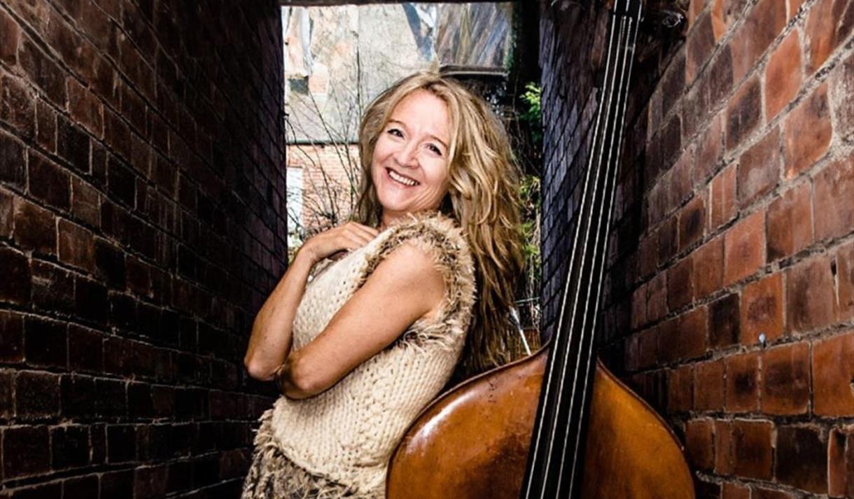 The Nicola Farnon Trio