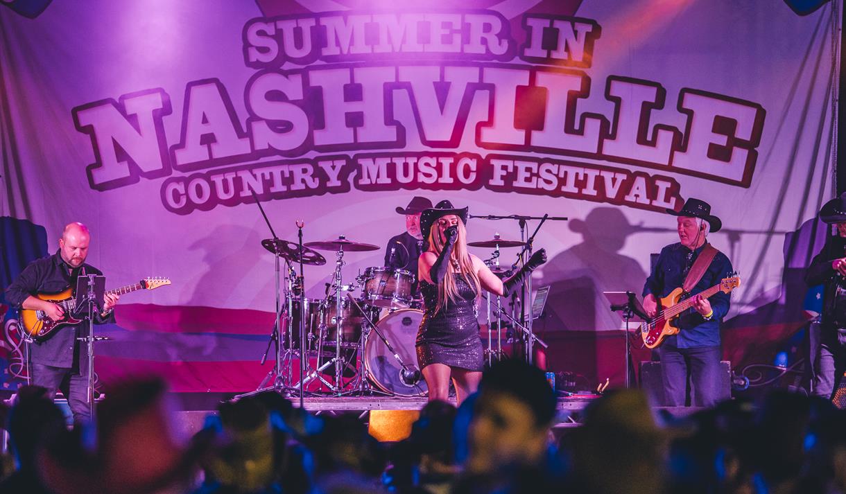 The Summer in Nashville stage