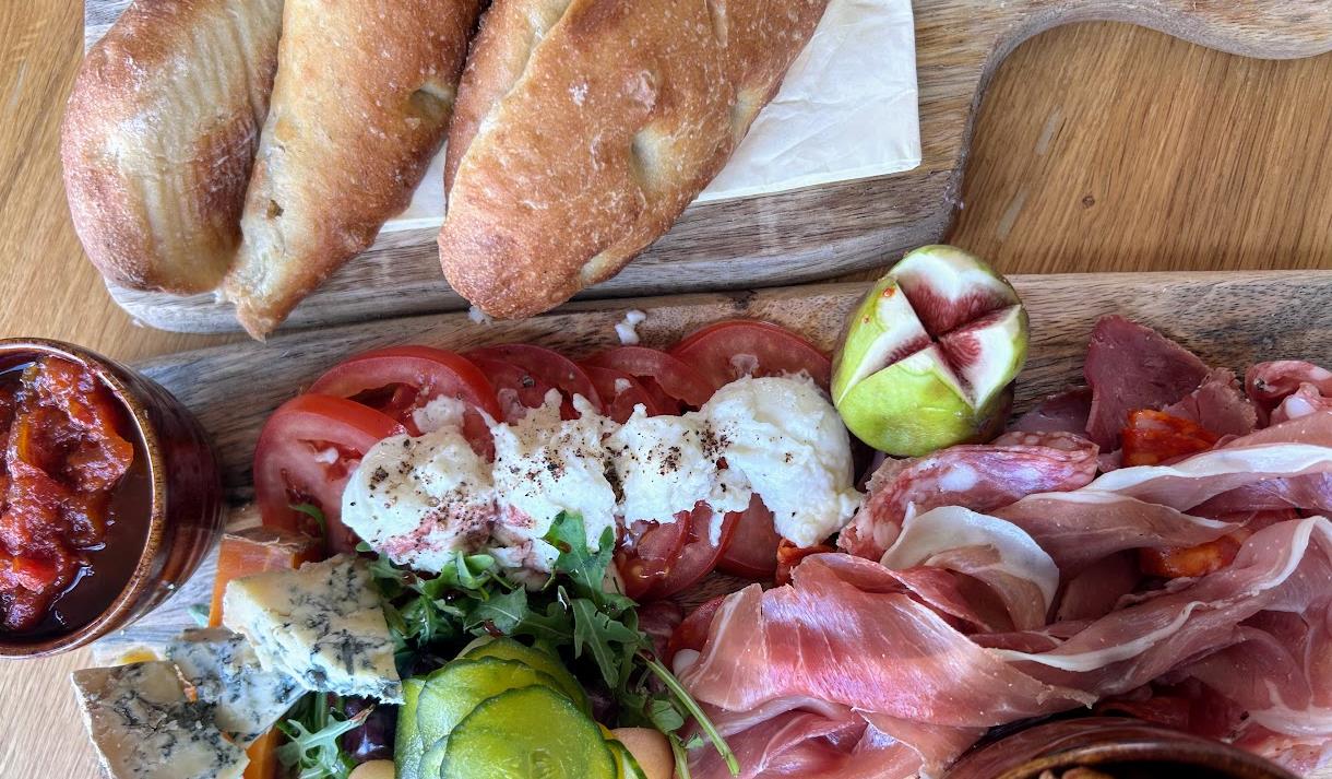 Vineyard café at Wolds Wine Estate