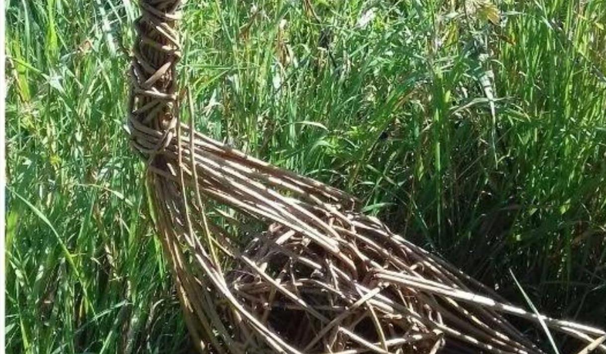 Duck, Obelisk & Basket Willow Weaving Visit Nottinghamshire