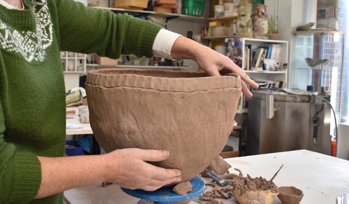 Hand-Building Pottery with Rachel Wood