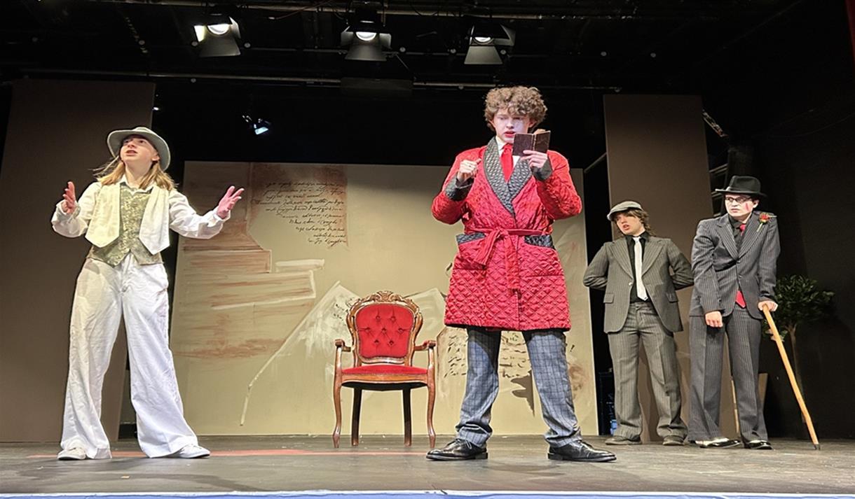 The Resistible Rise of Arturo Ui
