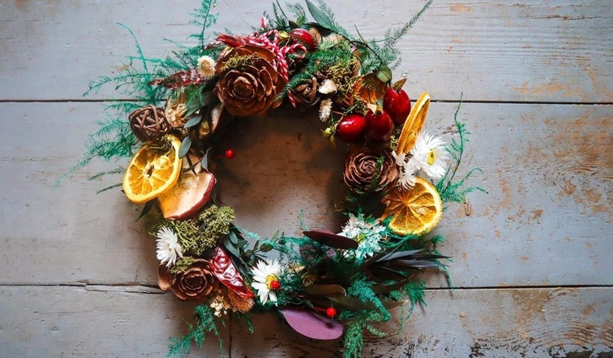 Wreath Making: Dried Flowers with Debbie Bryan
