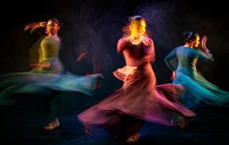 Amina Khayyam Dance Company presents BIRD