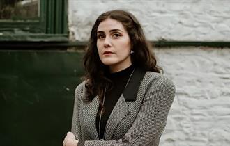 JFOLKROOM PRESENTS: Sarah Jane Scouten